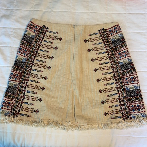 Patterned skirt - Picture 2 of 2